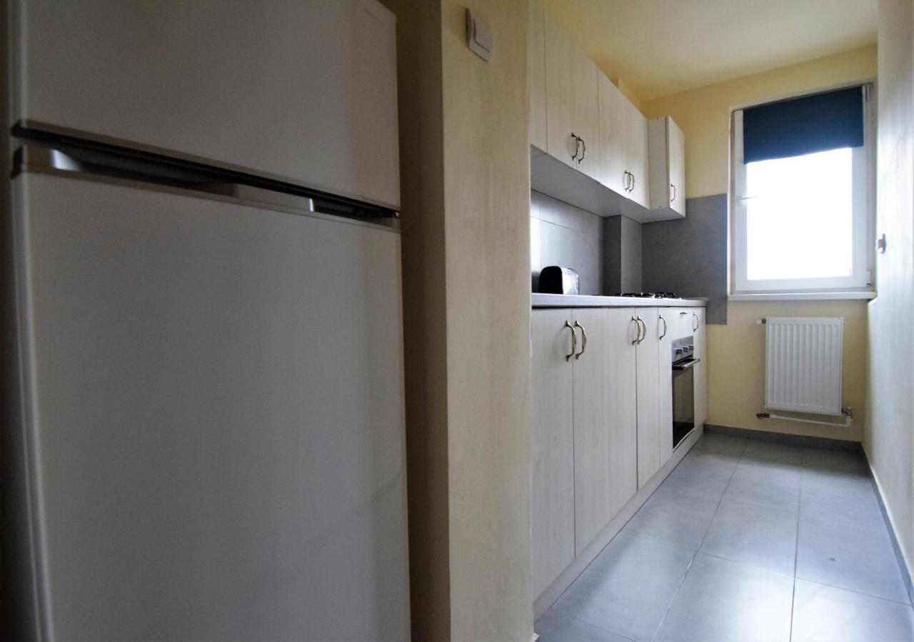 Gara De Nord - Resedinta Lui Calin Apartman Bukarest Kültér fotó