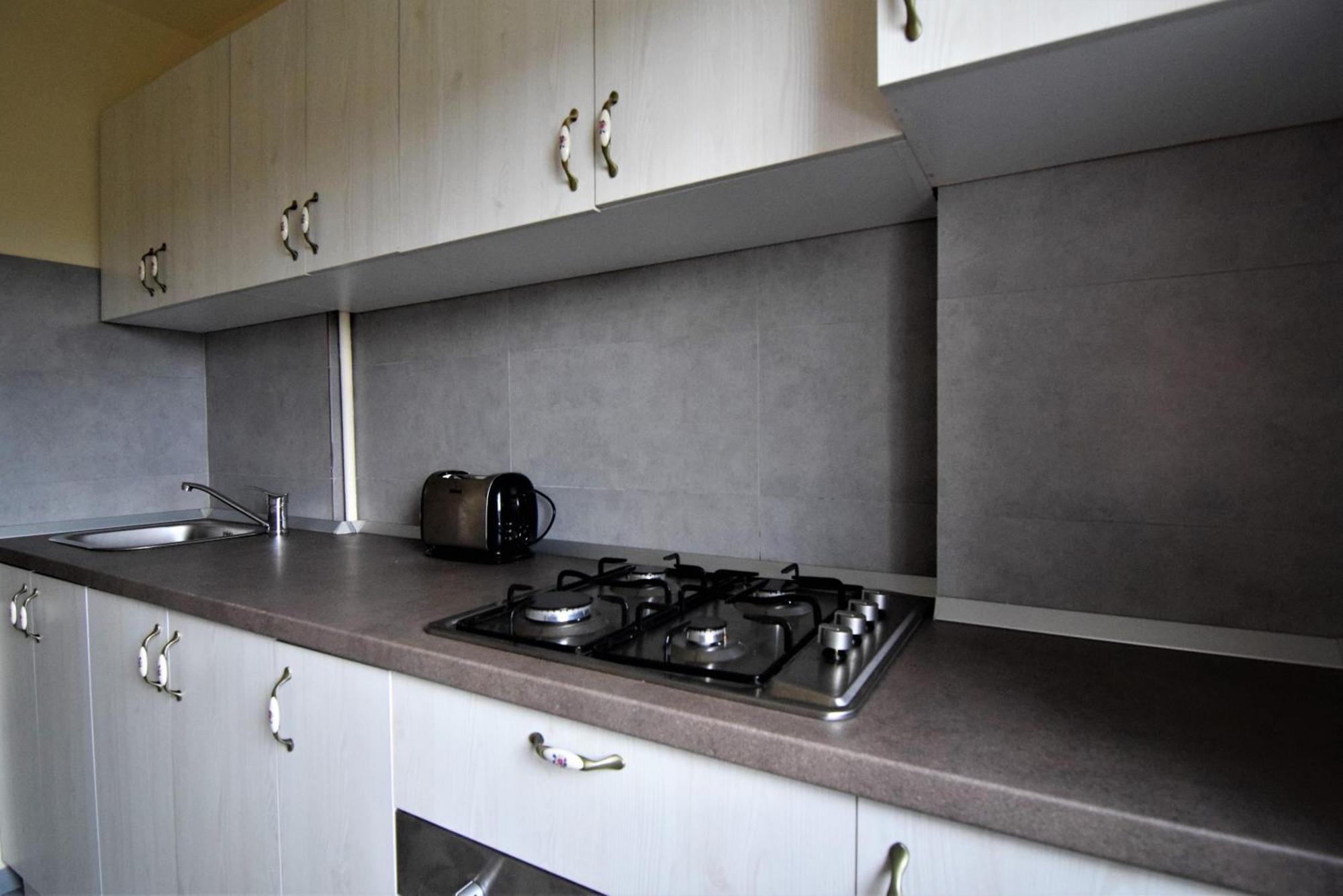 Gara De Nord - Resedinta Lui Calin Apartman Bukarest Kültér fotó