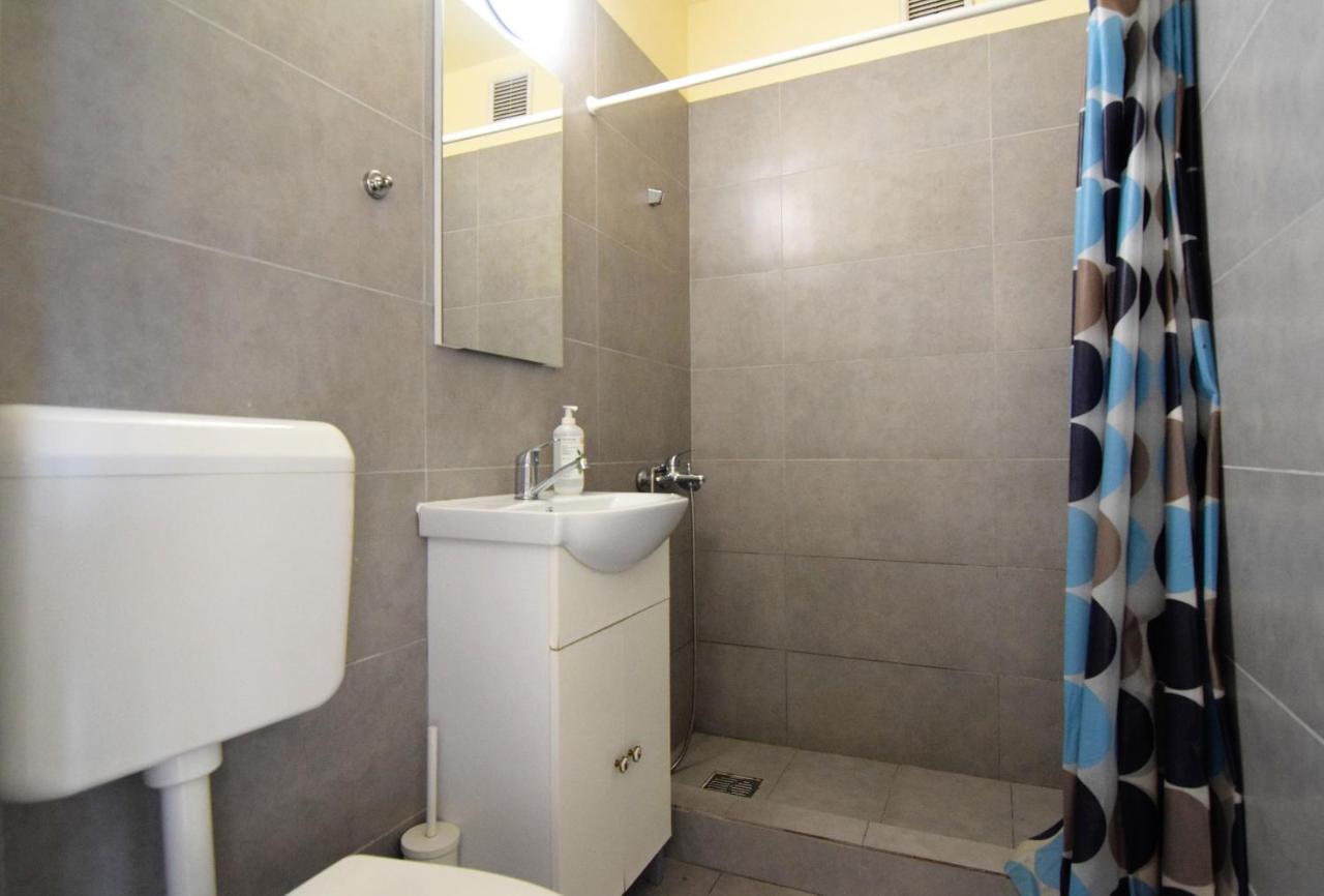 Gara De Nord - Resedinta Lui Calin Apartman Bukarest Kültér fotó