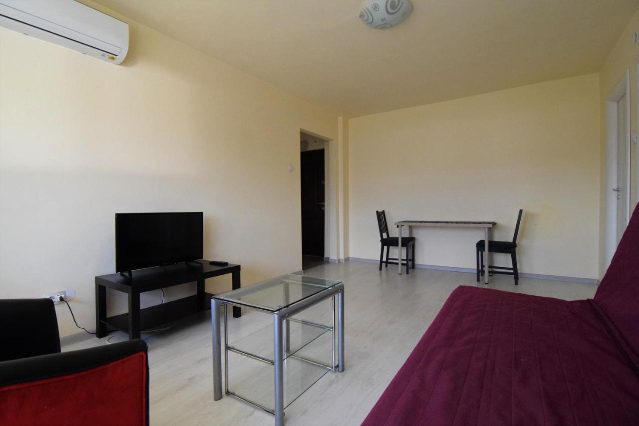 Gara De Nord - Resedinta Lui Calin Apartman Bukarest Kültér fotó